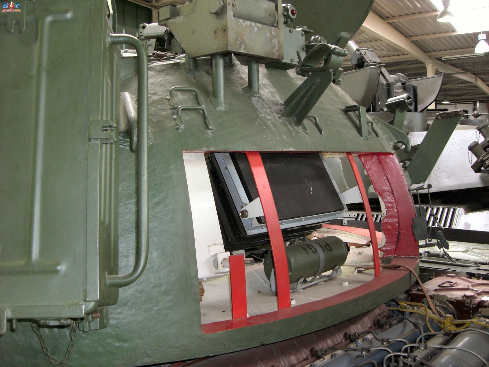 �� T-55AM2B Kladivo/Bastion�ڹ���Ƭ����ͼ��