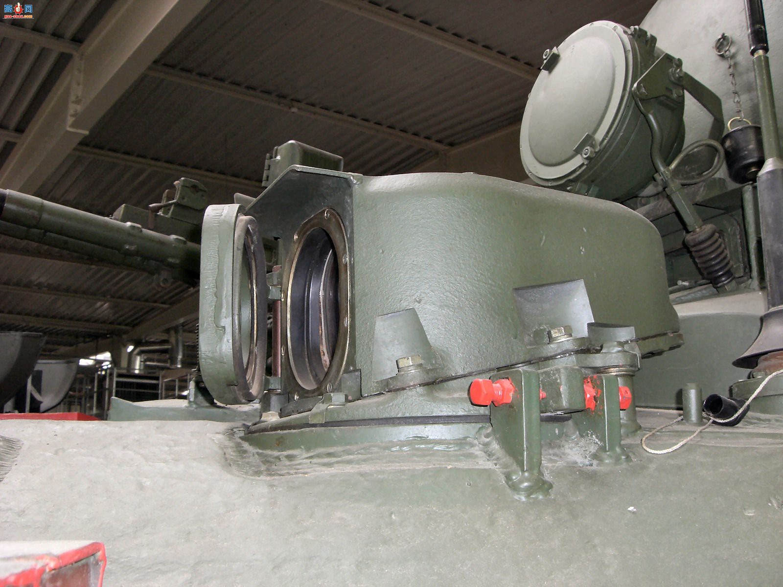 �� T-55AM2B Kladivo/Bastion�ڹ���Ƭ����ͼ��