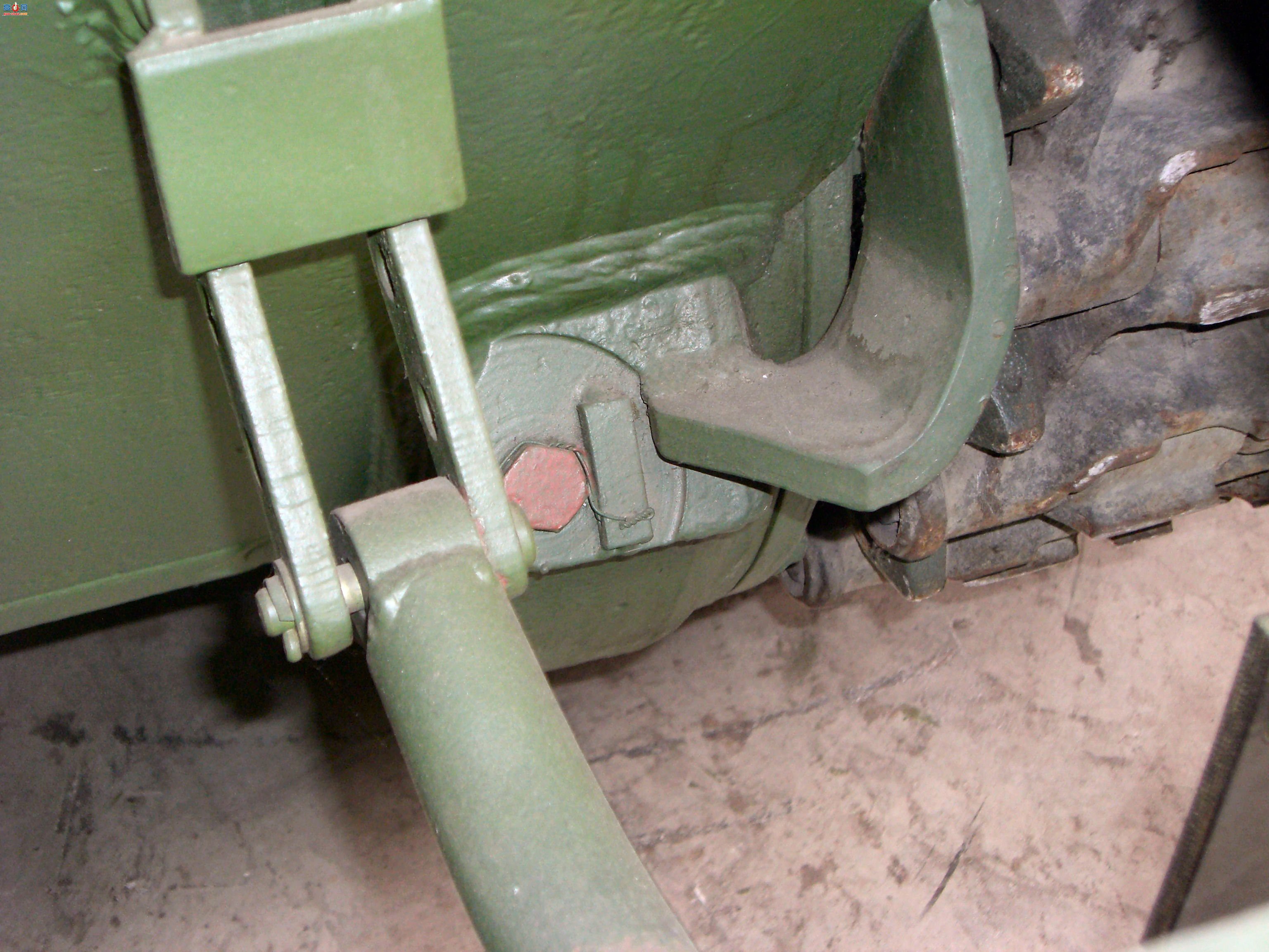 �� T-55AM2B Kladivo/Bastion�ڹ���Ƭ����ͼ��