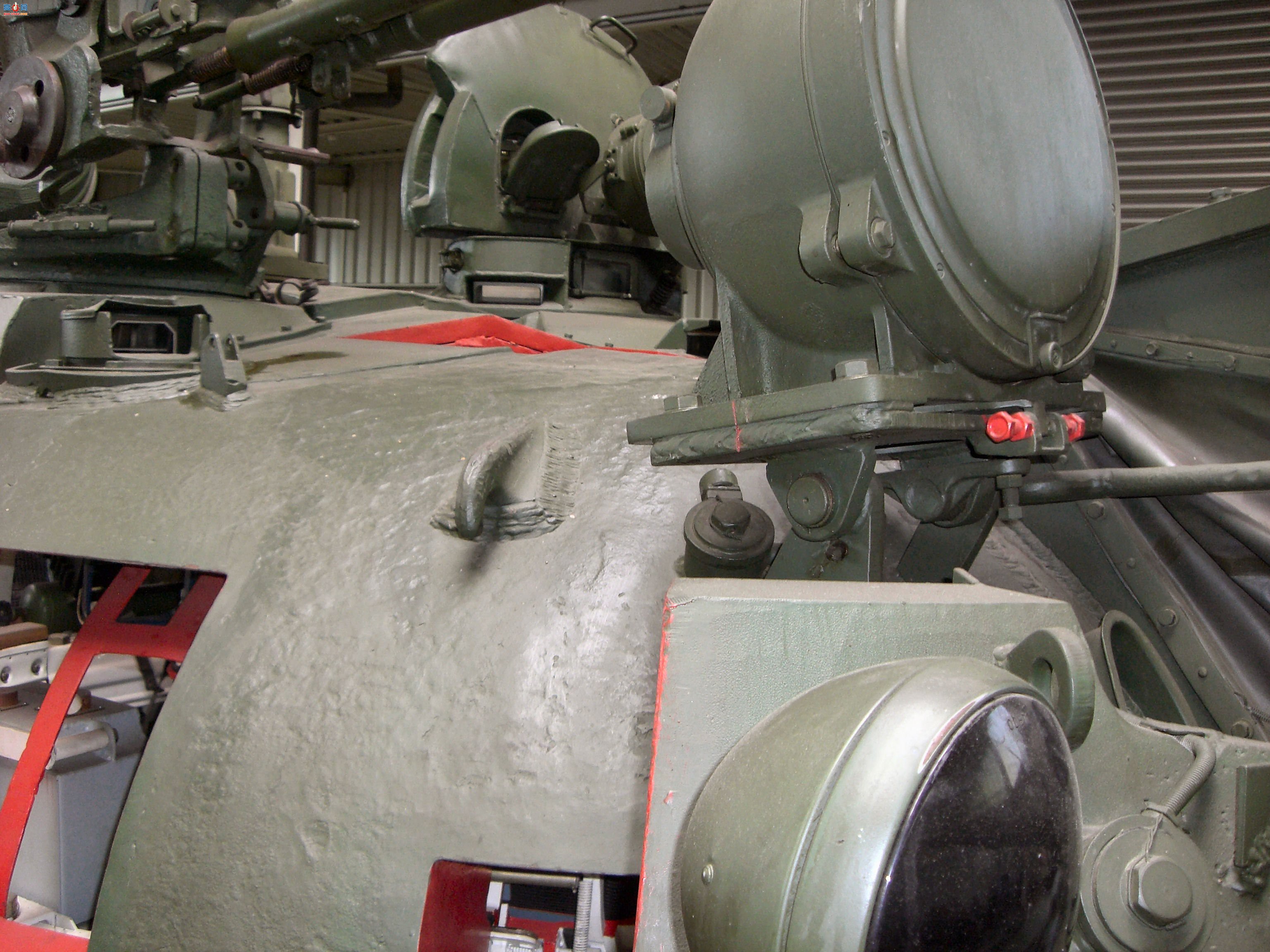 �� T-55AM2B Kladivo/Bastion�ڹ���Ƭ����ͼ��