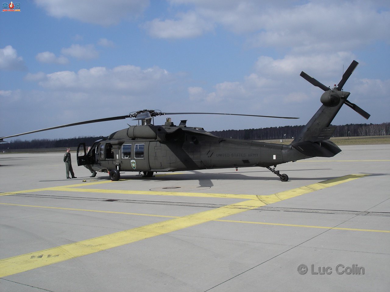 �� UH-60A (0-24542) ��ӥֱ�����ڹ�ϸ��ͼ����ͼ��