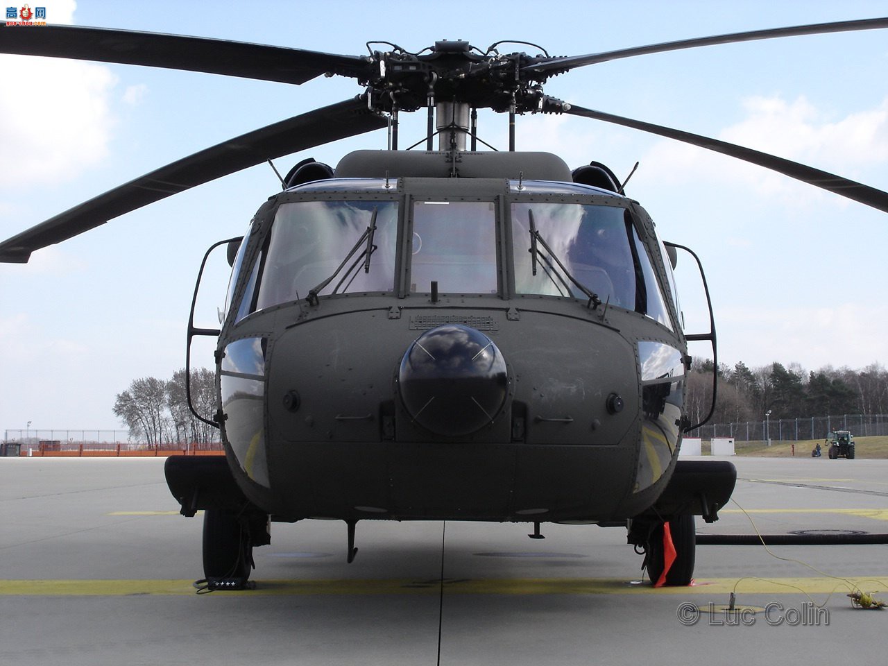 �� UH-60A (0-24542) ��ӥֱ�����ڹ�ϸ��ͼ����ͼ��