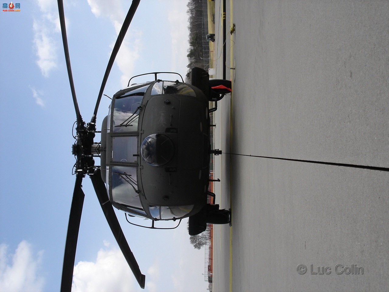 �� UH-60A (0-24542) ��ӥֱ�����ڹ�ϸ��ͼ����ͼ��