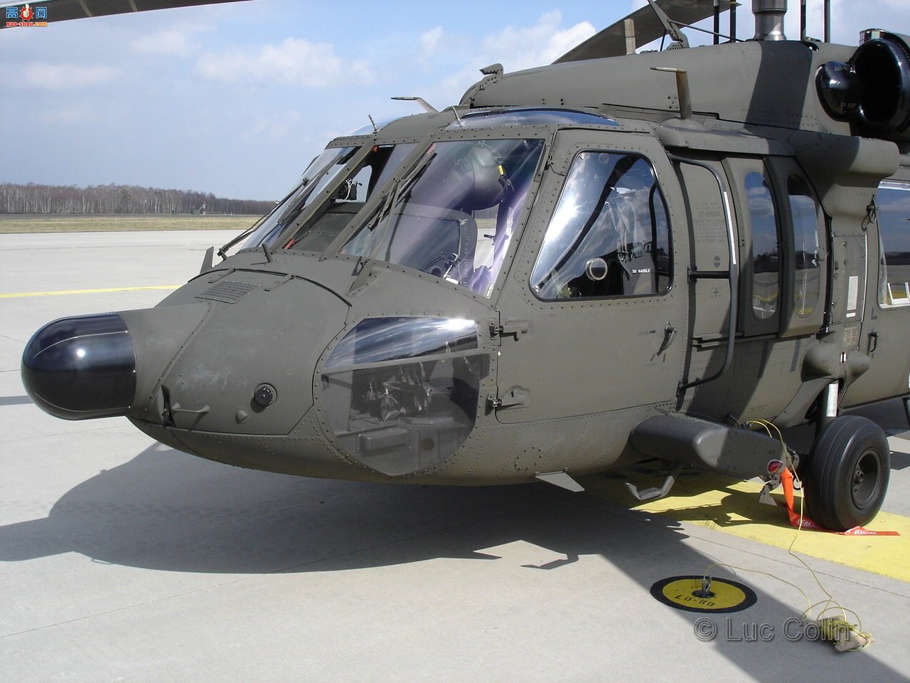 �� UH-60A (0-24542) ��ӥֱ�����ڹ�ϸ��ͼ����ͼ��