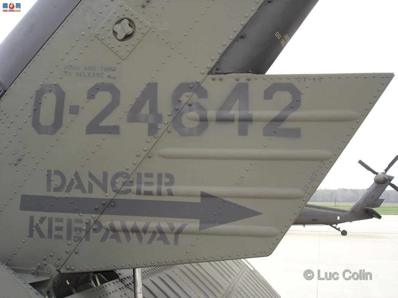 �� UH-60A (0-24542) ��ӥֱ�����ڹ�ϸ��ͼ����ͼ��