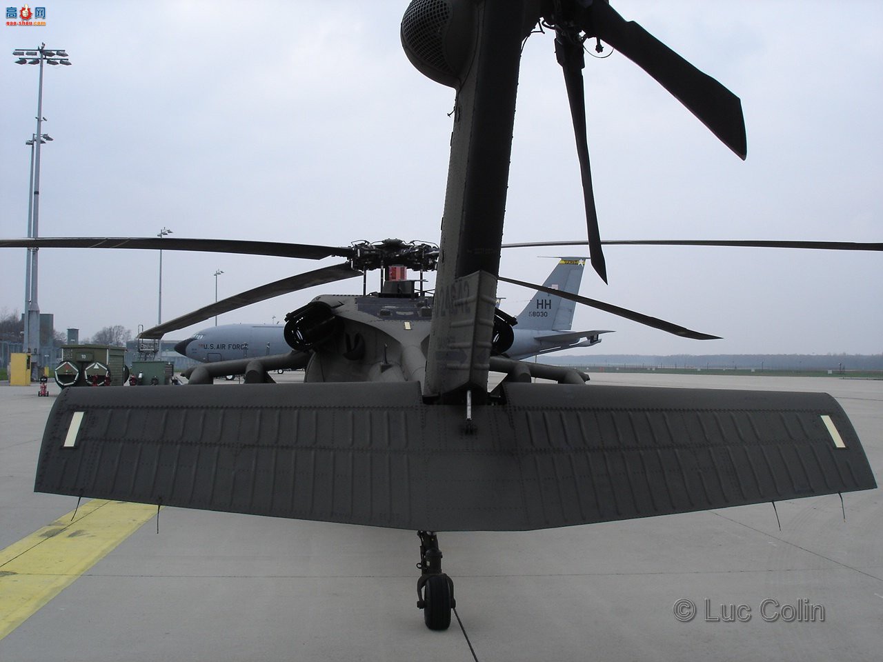 �� UH-60A (0-24542) ��ӥֱ�����ڹ�ϸ��ͼ����ͼ��
