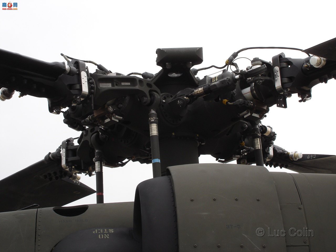 �� UH-60A (0-24542) ��ӥֱ�����ڹ�ϸ��ͼ����ͼ��