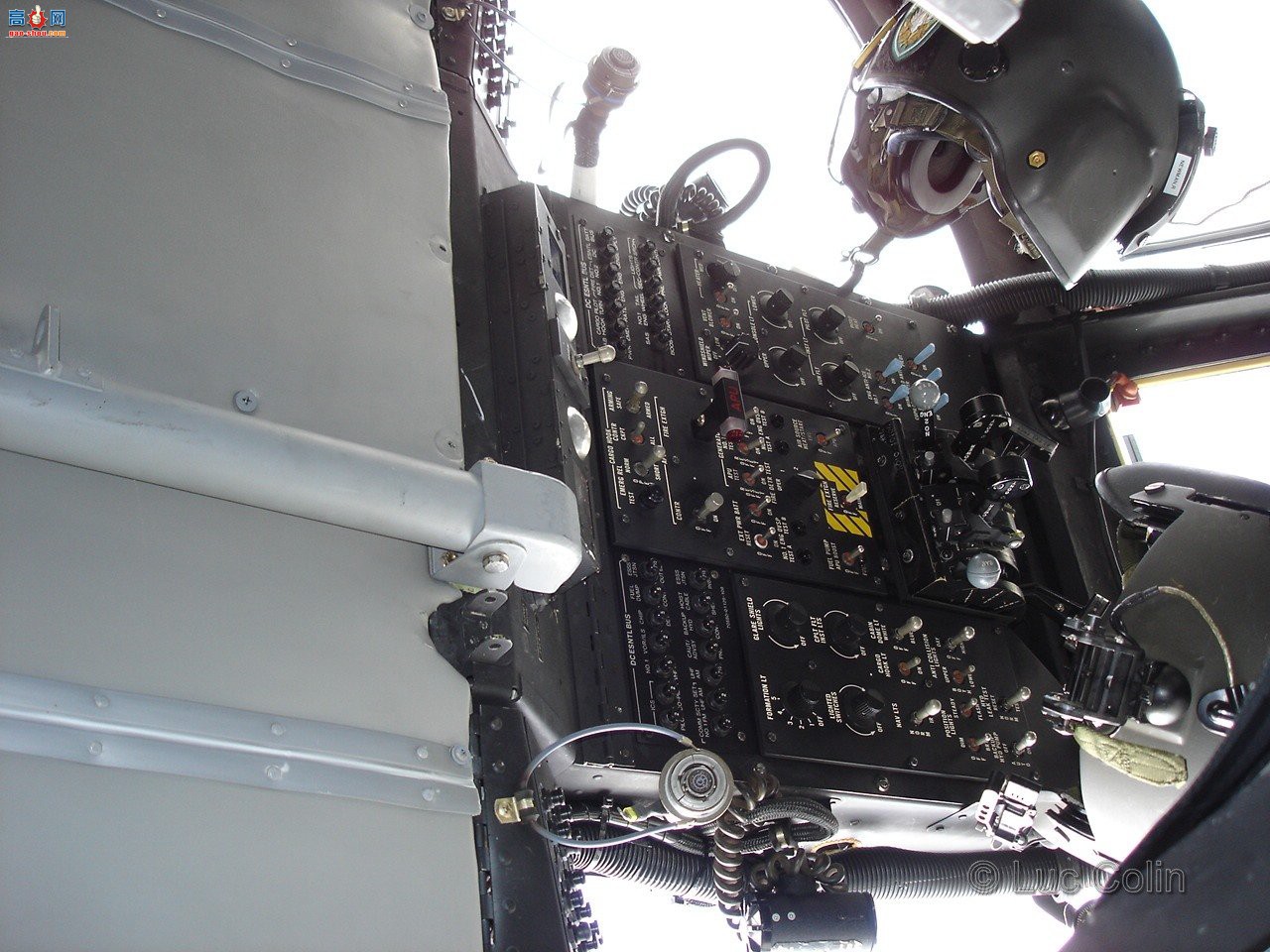 �� UH-60A (0-24542) ��ӥֱ�����ڹ�ϸ��ͼ����ͼ��