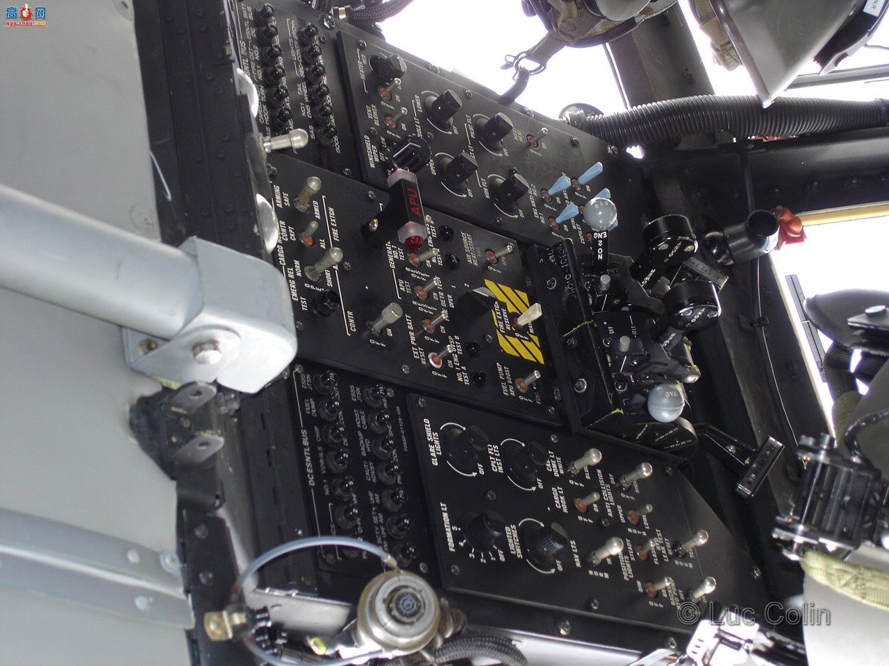 �� UH-60A (0-24542) ��ӥֱ�����ڹ�ϸ��ͼ����ͼ��