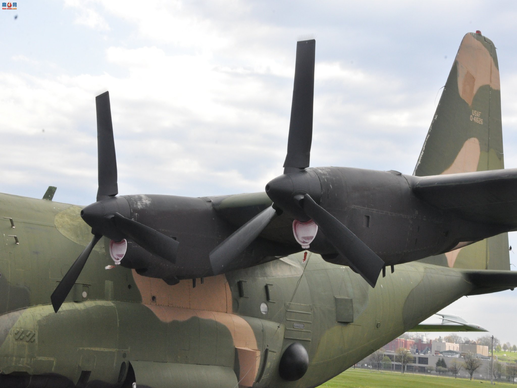 �� ���ϣ�� AC-130A ������(54-1626)��ͼ