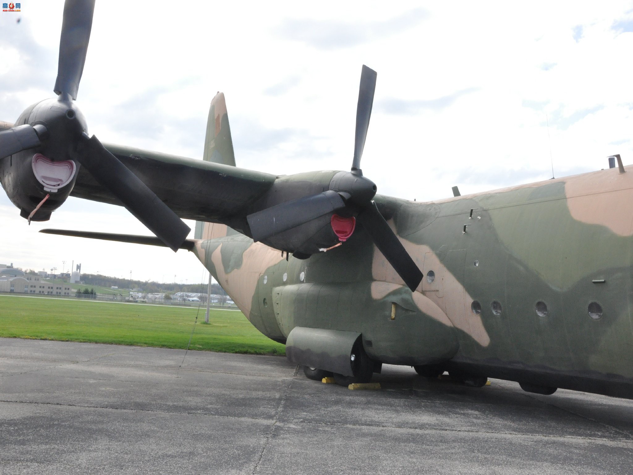 �� ���ϣ�� AC-130A ������(54-1626)��ͼ