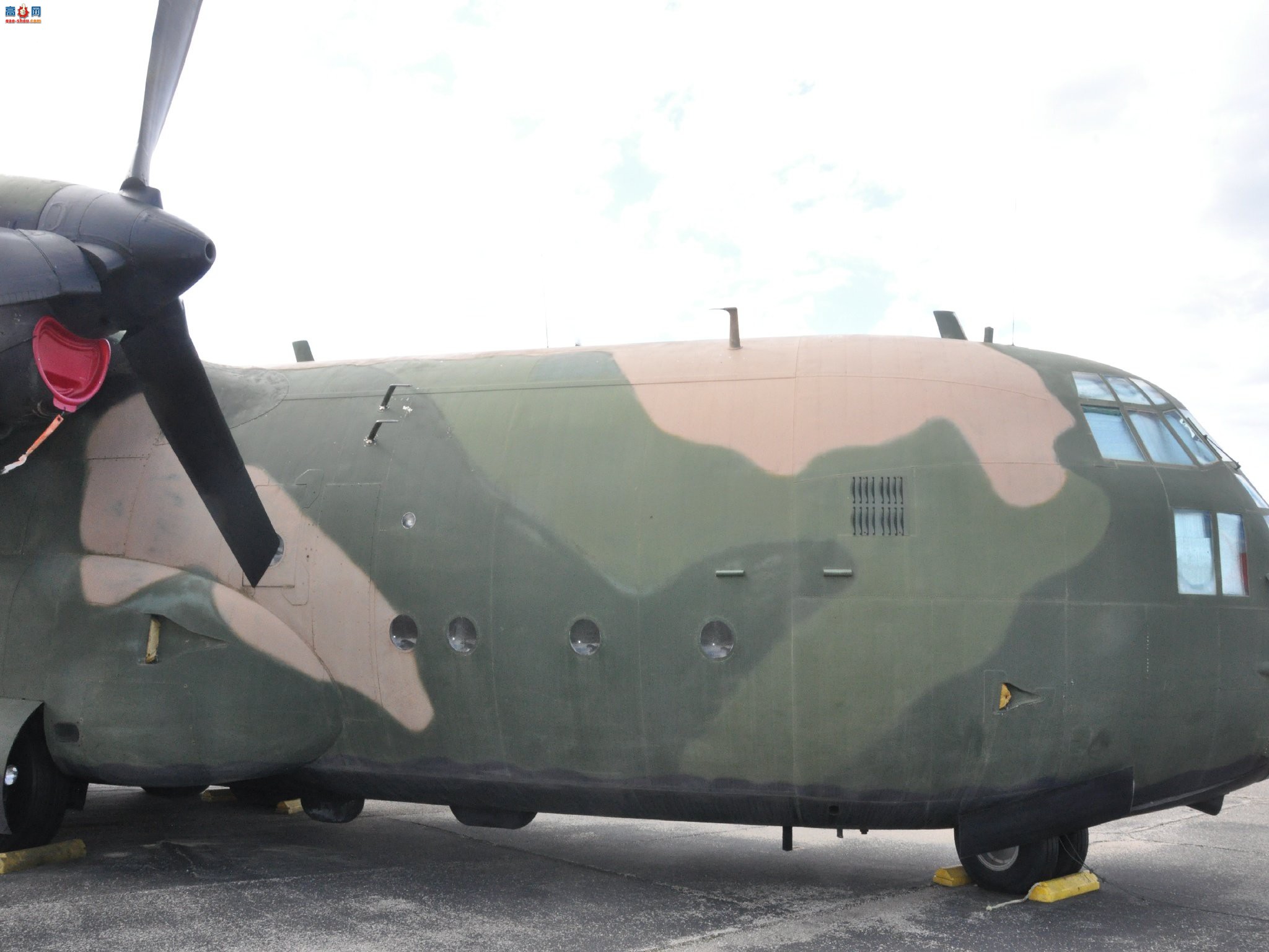 �� ���ϣ�� AC-130A ������(54-1626)��ͼ