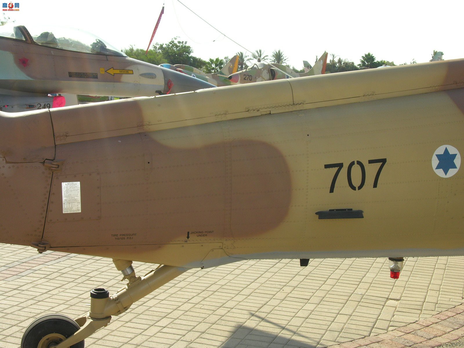 �� UH-60A (707)ֱ����