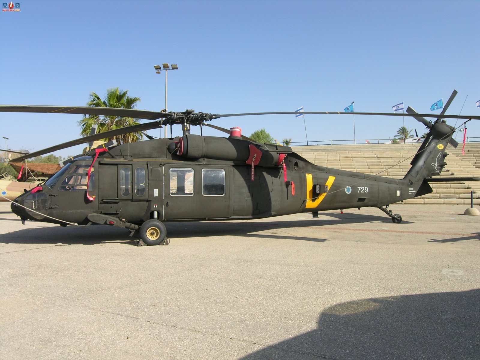 �� UH-60A (729)ֱ����