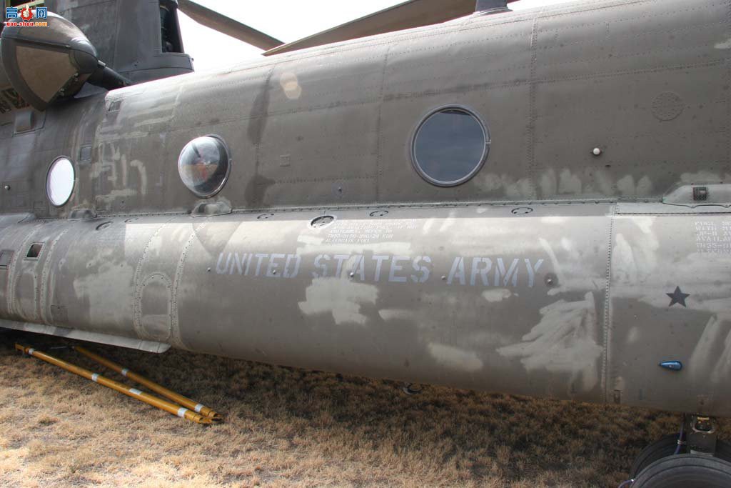 �� Ch-47D (92-0309) ֧ū�� ����ֱ����