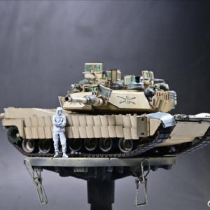 ����í����Ʒ | 1/35 M1A2 SEP  TUSK II  �ڹ��汾