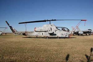  AH-1W165055۾