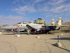 ɫ F-15I ս