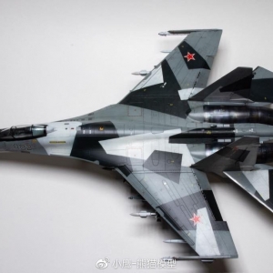 СӥƷKITTY HAWK 1/48 Su-35BM