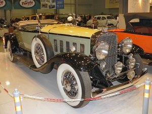 �� 1930 �������� V16 �˶��ܳ�