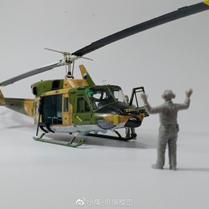 Сӥģ Kitty Hawk 1/48 UH-1