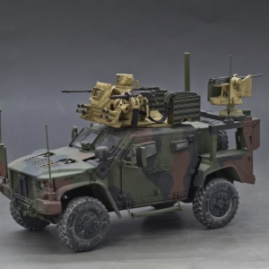 ����������Ʒ | ɥʬ�ս��� 1/35 С����M1278װ�׳�����������վ